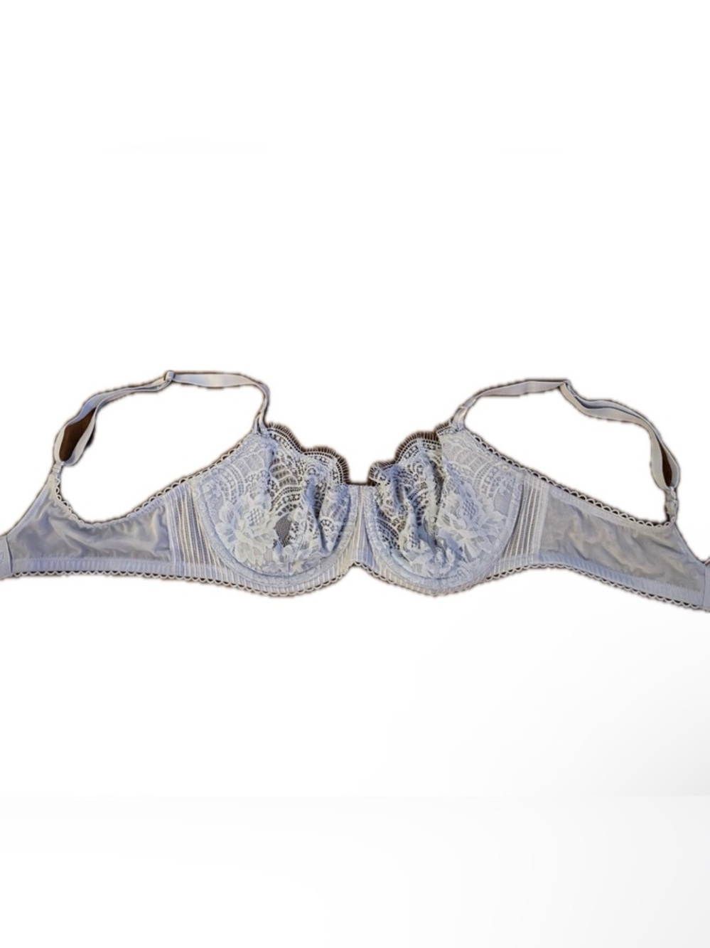 Victoria’s Secret Dream Angels unlined lace light blue bra
